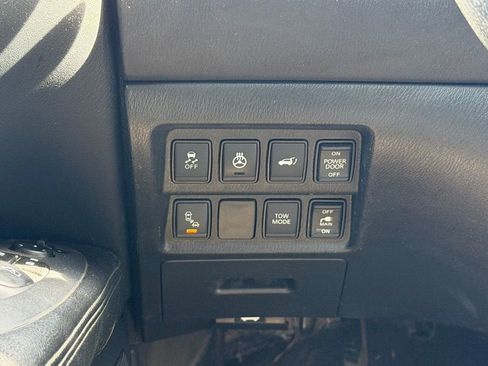 Used 2017 Nissan Pathfinder SL w/ Trailer Tow Package image 23