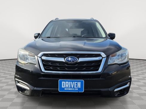 Used 2018 Subaru Forester 2.5i Premium w/ All-Weather Package AWD/4WD image 2