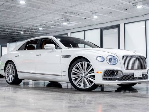 Used 2023 Bentley Flying Spur W12 AWD/4WD image 5