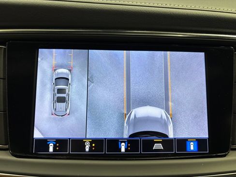 Used 2023 Buick Enclave Essence w/ Experience Buick Package AWD/4WD image 26