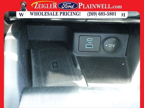 Used 2023 Ford Escape Platinum image 24