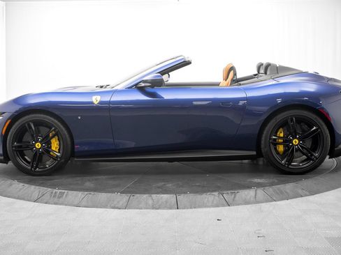 Used 2025 Ferrari Roma Spider RWD image 6
