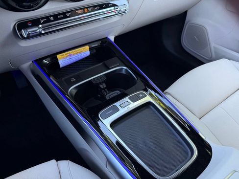 New 2026 Mercedes-Benz GLB 250 image 22
