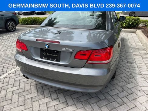 Used 2010 BMW 328i Convertible RWD image 12