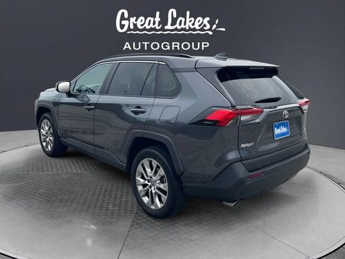 Used 2023 Toyota RAV4 XLE Premium FWD image 3