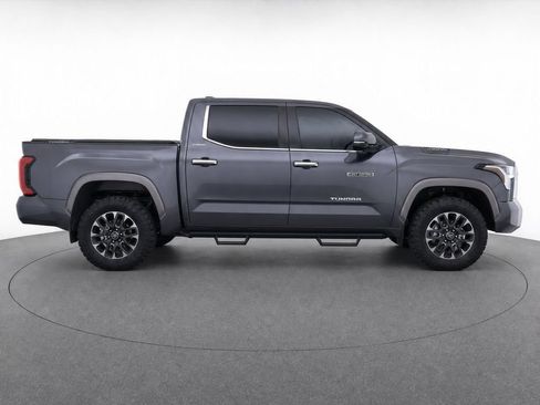 Used 2024 Toyota Tundra Limited AWD/4WD image 11