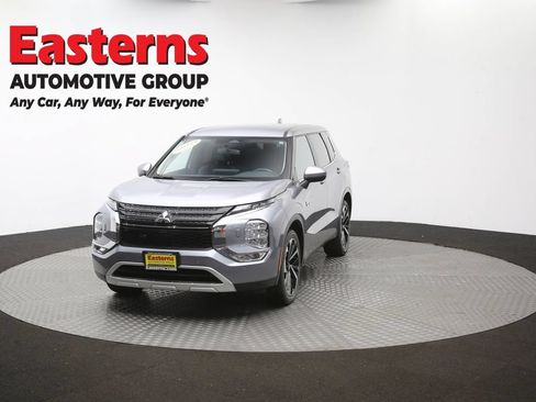 Used 2023 Mitsubishi Outlander SE AWD/4WD image 54