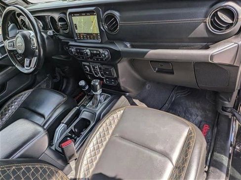 Used 2021 Jeep Gladiator Overland image 18
