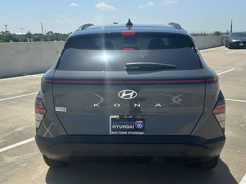 Used 2026 Hyundai Kona SEL Sport FWD image 11