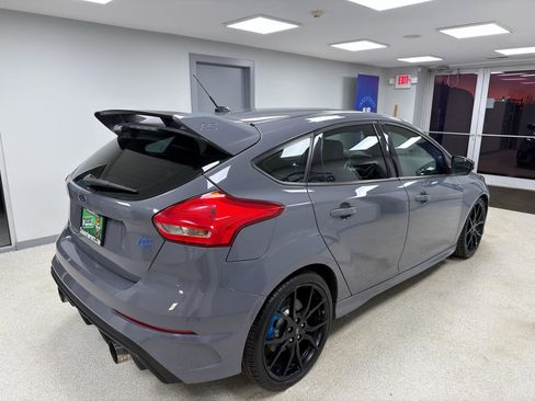 Used 2016 Ford Focus RS image 3