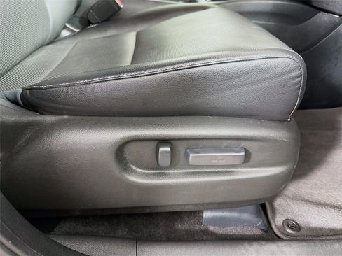 Used 2023 Honda Ridgeline RTL-E image 36