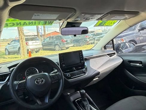 Used 2021 Toyota Corolla LE FWD image 6