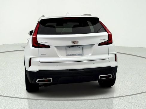 Used 2024 Cadillac XT4 Premium Luxury AWD/4WD image 4