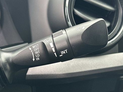 Used 2020 Toyota Tacoma SR5 image 19