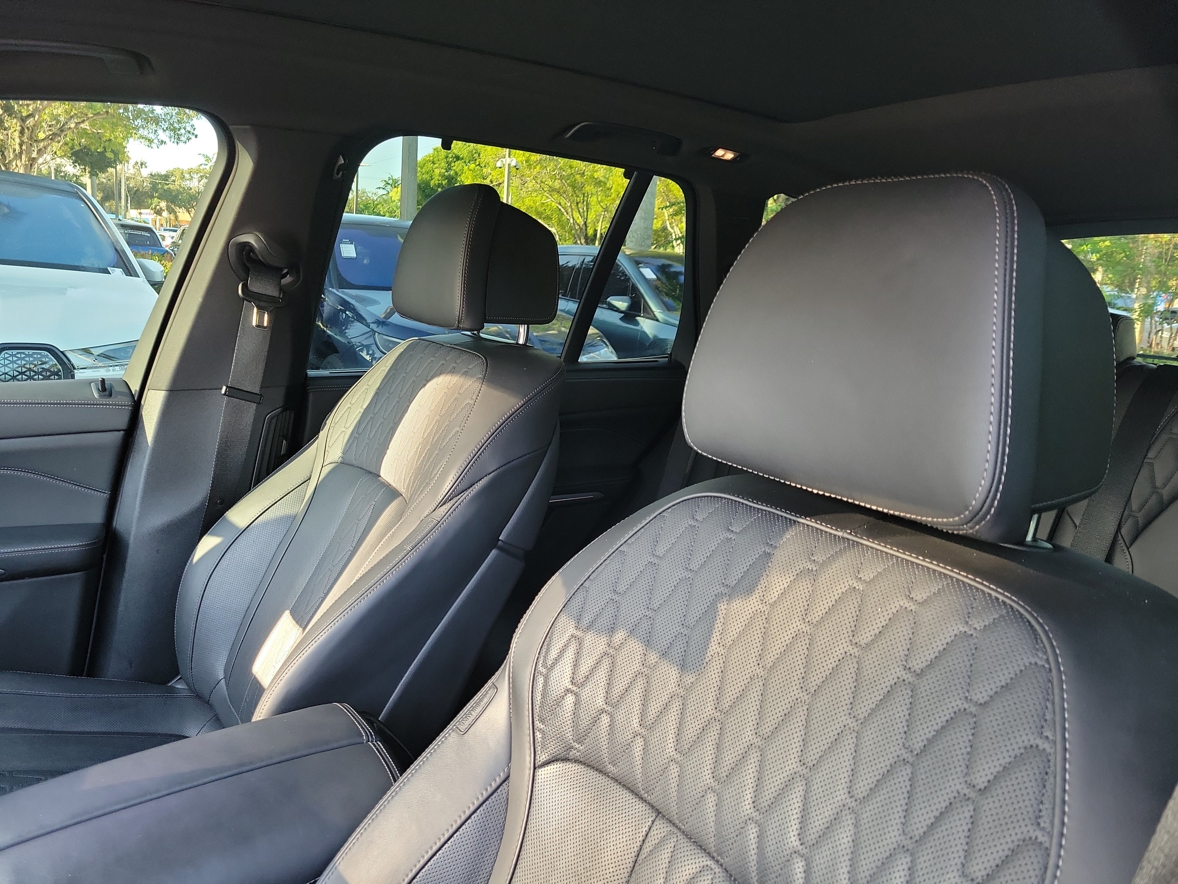 Certified 2025 BMW X5 M60i w/ Executive Package AWD/4WD image 18