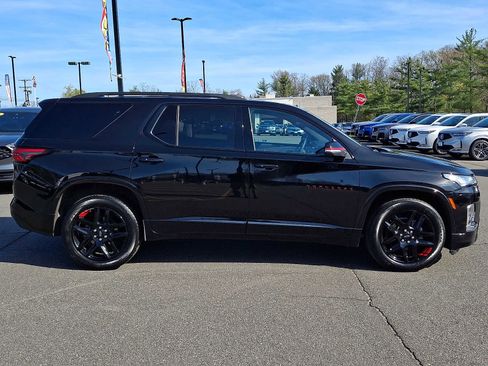 Used 2023 Chevrolet Traverse Premier w/ Redline Edition AWD/4WD image 7