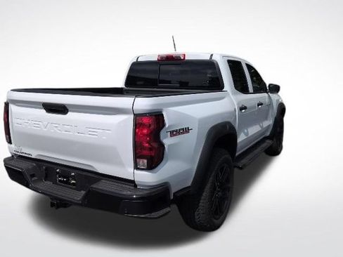 Used 2024 Chevrolet Colorado Trail Boss w/ Advanced Trailering Package AWD/4WD image 11