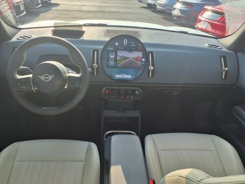 Used 2025 MINI Cooper Countryman S image 3