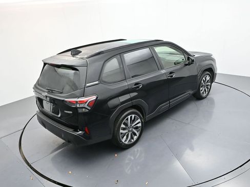 Used 2025 Subaru Forester Touring AWD/4WD image 24