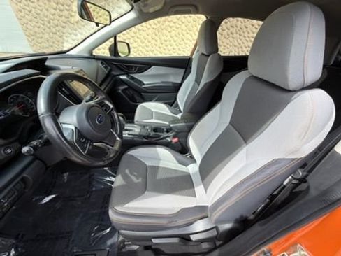 Used 2018 Subaru Crosstrek 2.0i Premium AWD/4WD image 13
