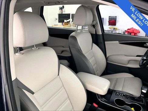 Used 2020 Kia Sorento SX image 10