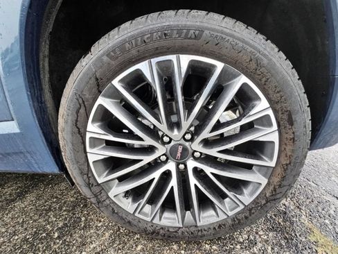 Used 2026 GMC Terrain Denali AWD/4WD image 2