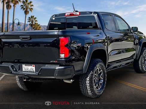 Used 2024 Chevrolet Colorado ZR2 w/ ZR2 Convenience Package III AWD/4WD image 5