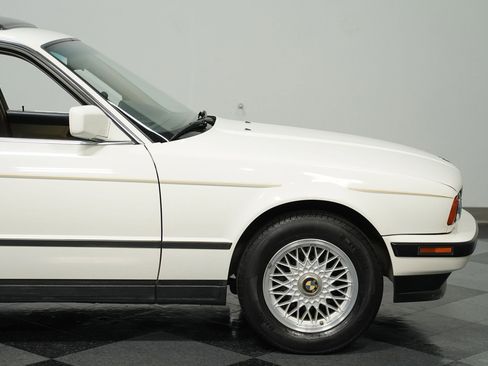Used 1989 BMW 525i Sedan image 24
