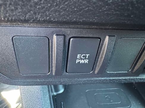 Certified 2023 Toyota Tacoma TRD Sport image 34