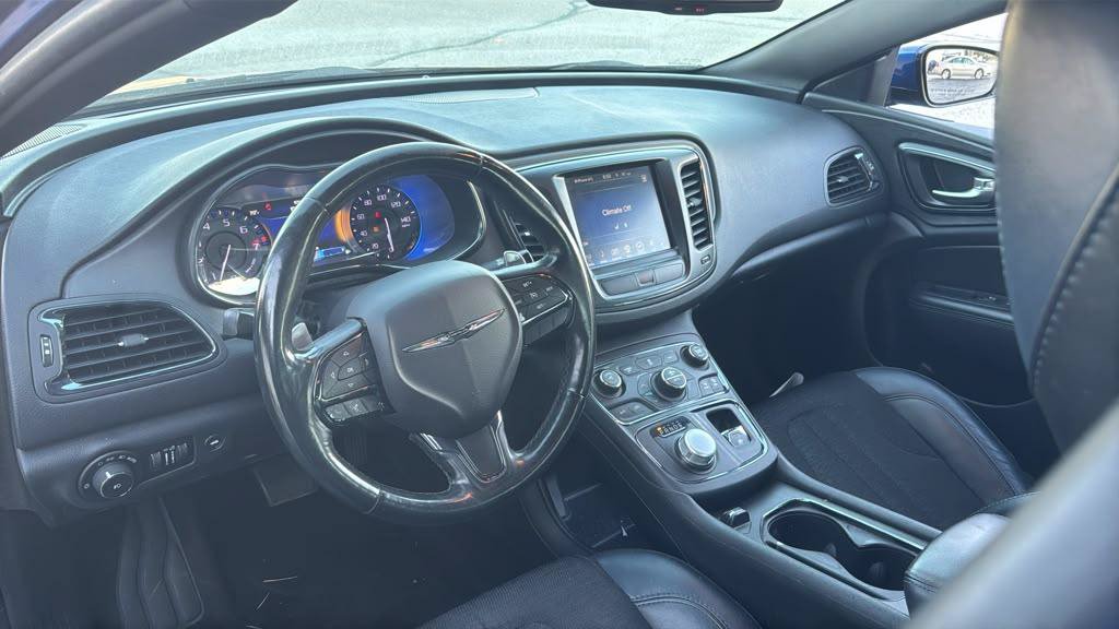 Used 2016 Chrysler 200 S w/ Comfort Group AWD/4WD image 8