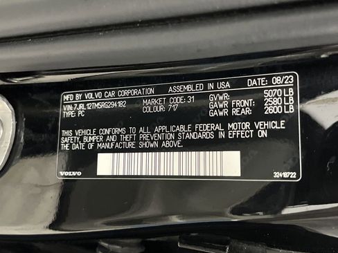 Used 2024 Volvo S60 B5 Ultimate w/ Climate Package image 37