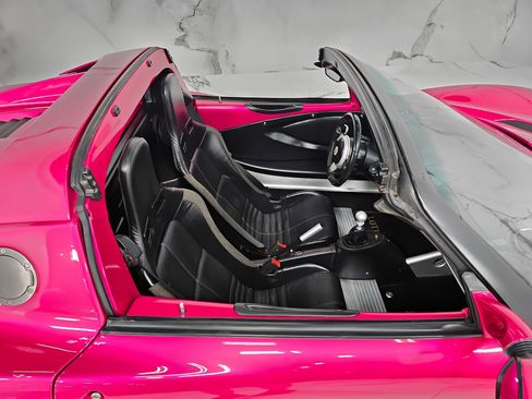 Used 2005 Lotus Elise image 6