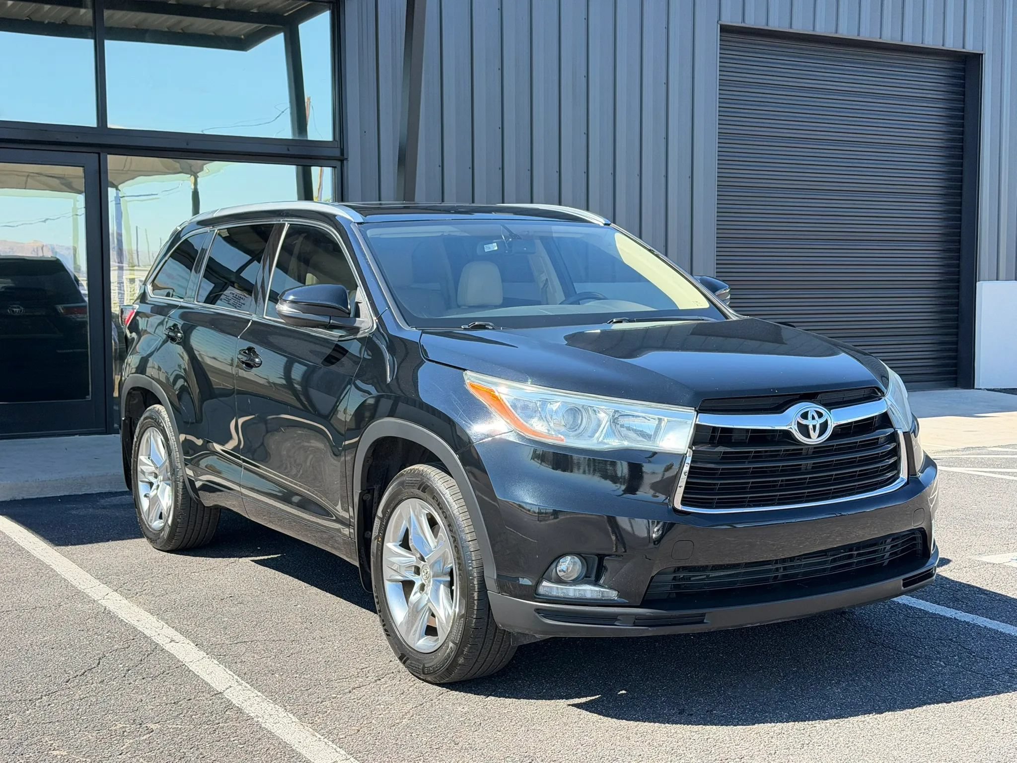 Used 2015 Toyota Highlander Limited AWD/4WD image 14