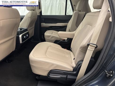 Used 2024 Ford Expedition Limited AWD/4WD image 10