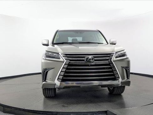 Used 2018 Lexus LX 570 4WD image 12