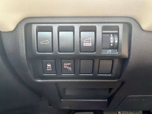 Used 2019 Subaru Ascent Limited AWD/4WD image 38