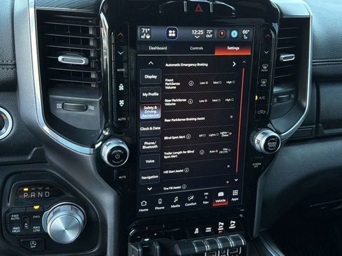 Used 2023 RAM 1500 Laramie image 28