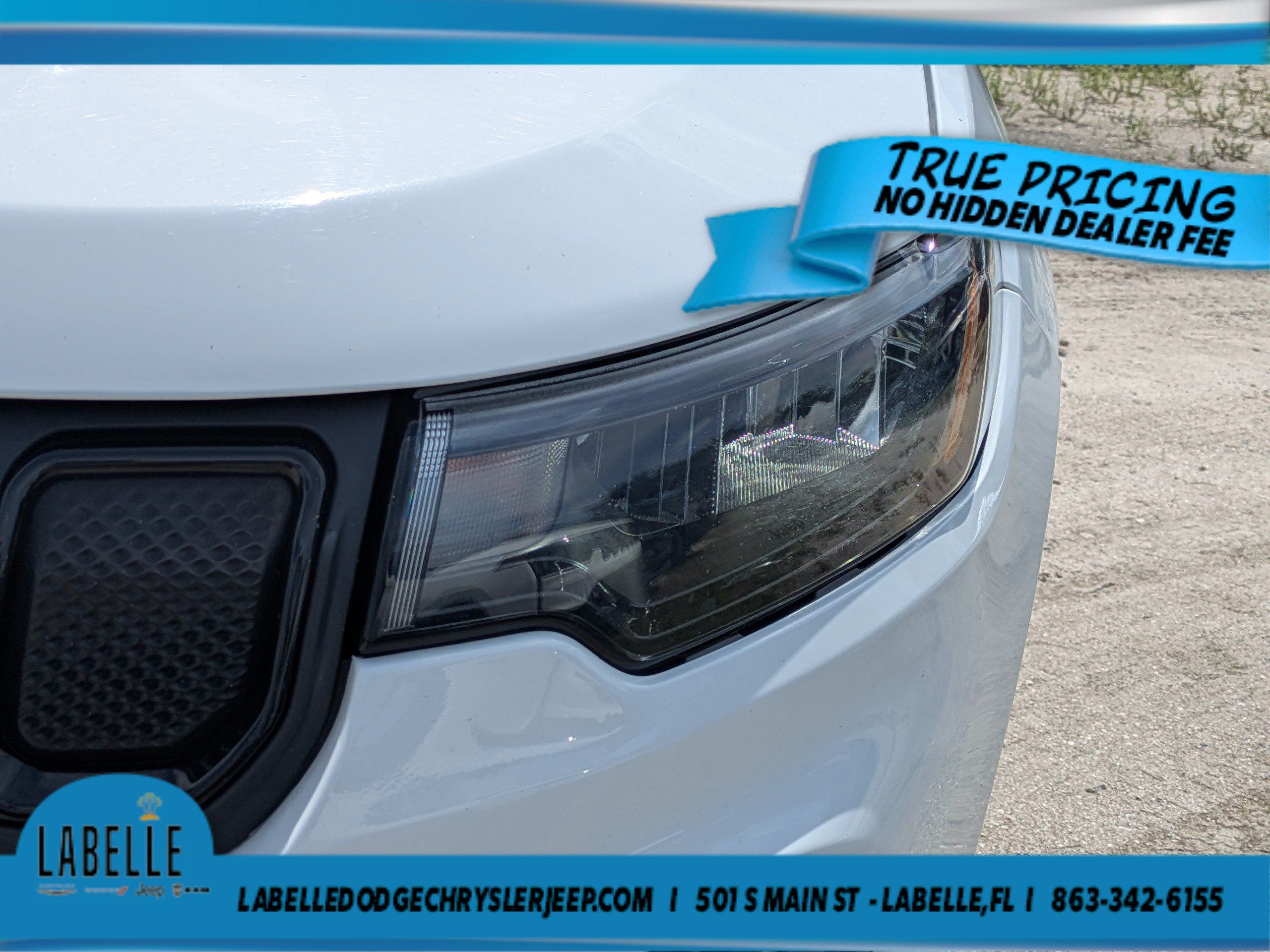 Used 2022 Jeep Compass Latitude FWD image 9