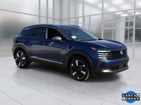 Certified 2025 Nissan Kicks SR image 8