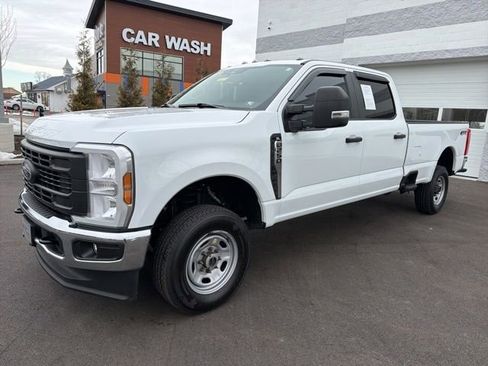 Certified 2024 Ford F250 XL w/ Snow Plow/Camper Package AWD/4WD image 2