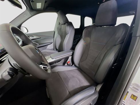 New 2026 BMW X1 xDrive28i w/ M Sport Package image 12