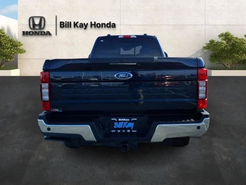 Used 2022 Ford F250 Lariat w/ Lariat Ultimate Package image 4