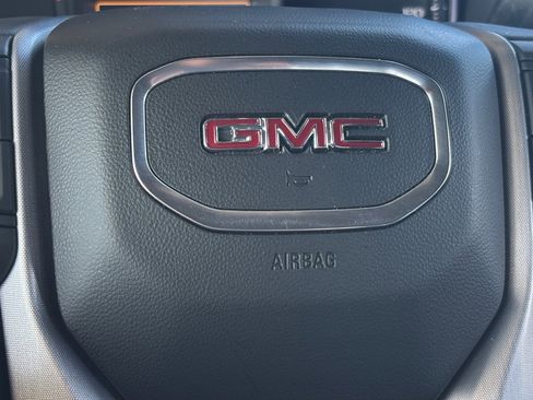 Used 2021 GMC Sierra 1500 SLT image 12