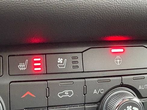 Used 2025 Dodge Durango R/T image 19