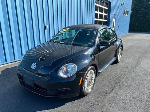 Used 2014 Volkswagen Beetle 2.5 image 2