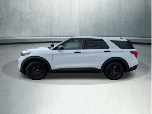 Used 2020 Ford Explorer 4WD Police Interceptor image 2