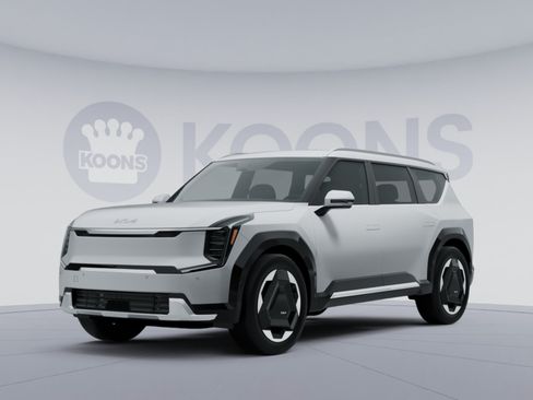 Used 2024 Kia EV9 Land AWD/4WD image 1