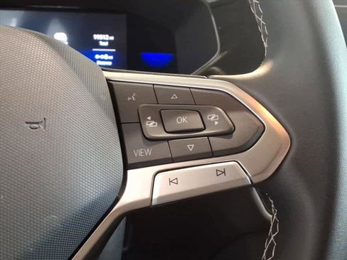 Certified 2023 Volkswagen Taos S image 16