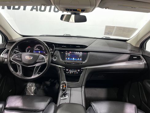 Used 2017 Cadillac XT5 Luxury image 18