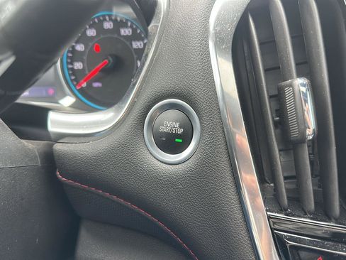 Used 2023 Chevrolet Traverse RS w/ LPO, Floor Liner Package image 23